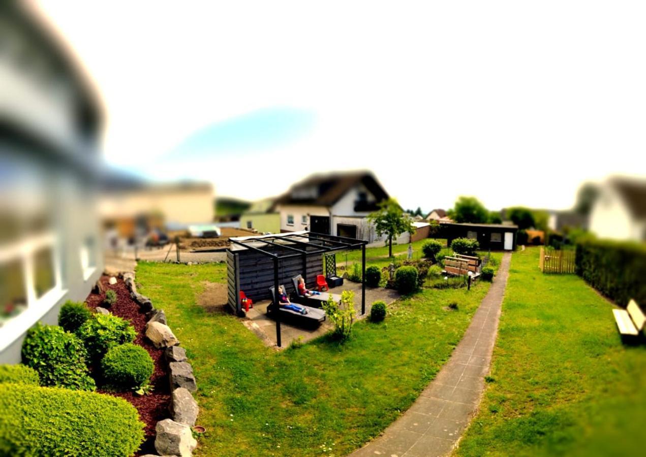 Ferienhaus Zum Hochstein Ettringen  Exterior foto